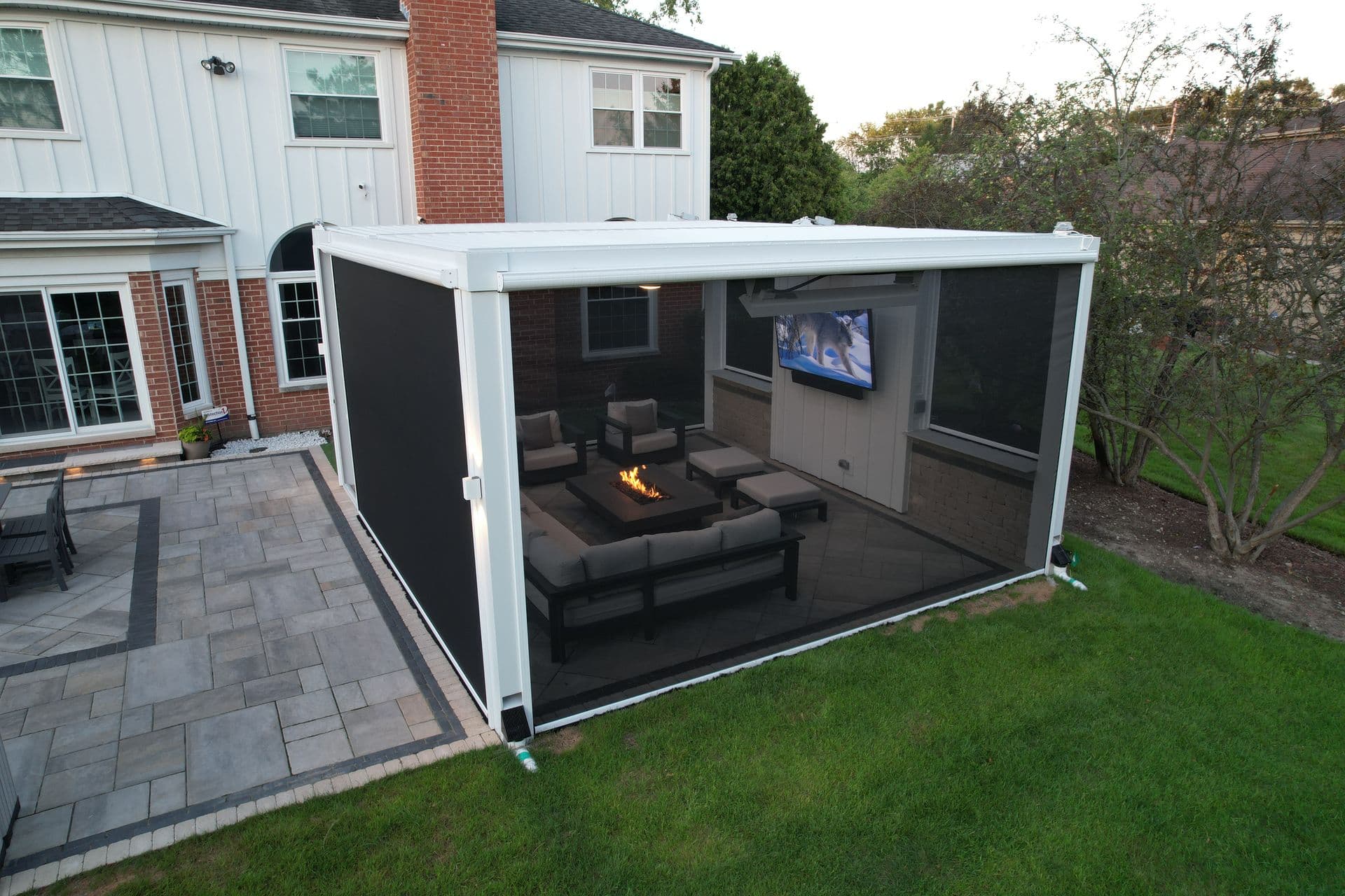 motorized screen